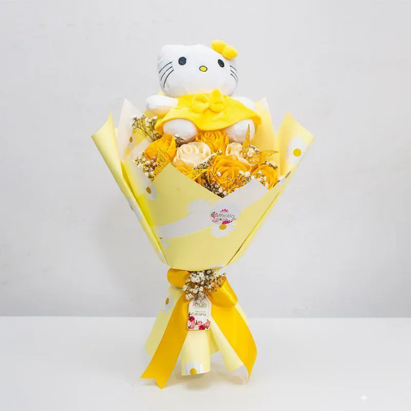 Ramo amarillo con peluche Hello Kitty y flores amarillas, ideal para sorprender en cumpleaños o aniversario en Lima