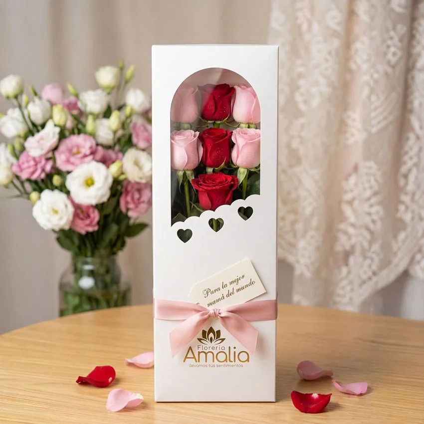 Caja de rosas para mamá con rosas rojas y rosadas de Florería Amalia