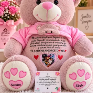 Osa de pelaje rosado con camiseta rosa, 60 cm.
